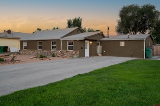 8 Brown Rd, Montrose, CO 81401