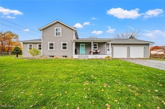 1067 Garrett Rd, Jefferson, OH 44047