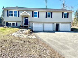 200 E Newport Rd, Stetson, ME 04488