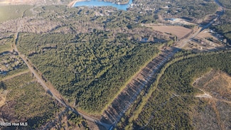 3319 N Carolina 211, West End, NC 27376