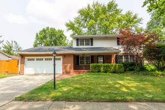 1904 Augusta Dr, Champaign, IL 61821