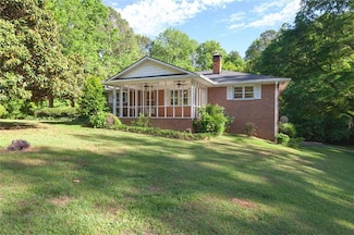 5670 Lanny Dr, Powder Springs, GA 30127