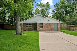 157 Hillside Dr, Liberty, TX 77575