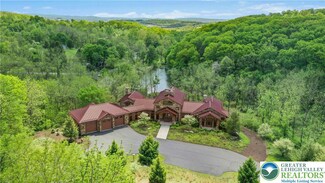 2042 Folk Rd, Fogelsville, PA 18051