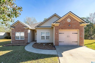 1003 Meriweather Dr, Calera, AL 35040