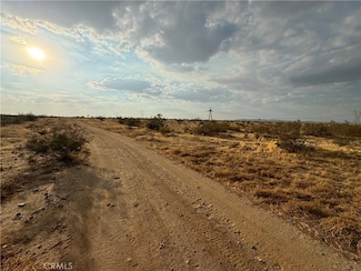 0 La Paz Unit HD24186657, Adelanto, CA 92301