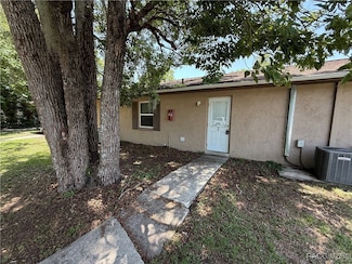 412 Tompkins St Unit 2, Inverness, FL 34450