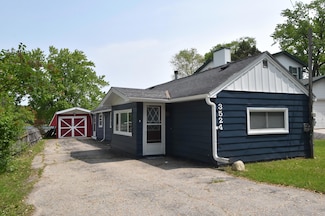 3524 S Shore Dr, Hubertus, WI 53033
