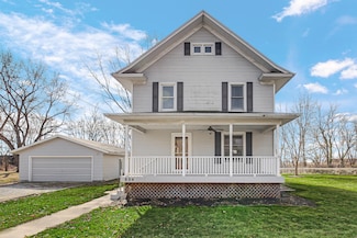 804 E Main St, La Crosse, IN 46348