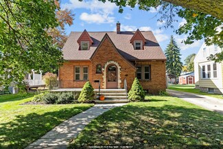 1613 N Division St, Appleton, WI 54911