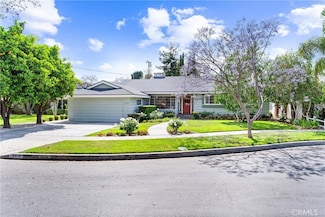 2618 N Louise St, Santa Ana, CA 92706