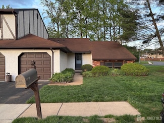 23 Cheltenham Place, Sayreville, NJ 08872