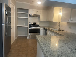 2115 Yorktown Ct S, League City, TX 77573