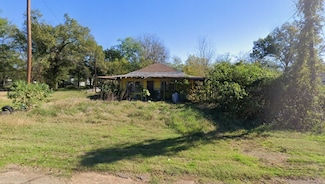 204 N 6th St, Talco, TX 75487