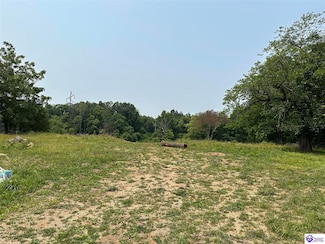 703 N Wilson Rd, Radcliff, KY 40160