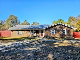 3961 Painter Branch Rd, Crestview, FL 32539