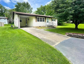 202 N Spring St, Bloomfield, MO 63825