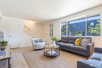 20514 76th Ave W Unit B, Edmonds, WA 98026