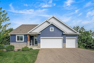 1080 Lakewood Ct, Norwood Young America, MN 55397