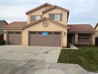 1085 Sykes Dr, San Jacinto, CA 92582