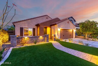 1322 W Spur Dr, Phoenix, AZ 85085