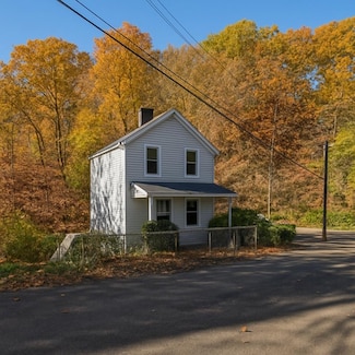 273 Alder Dr, Pittsburgh, PA 15202