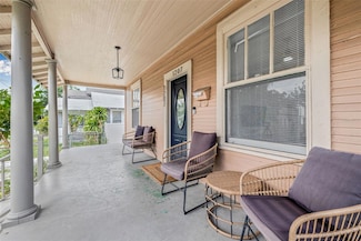 1207 E 17th Ave, Tampa, FL 33605