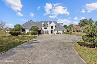 206 Woodrich Ln, Lafayette, LA 70507