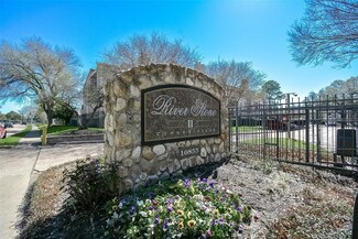 10855 Meadowglen Ln Unit 1131, Houston, TX 77042