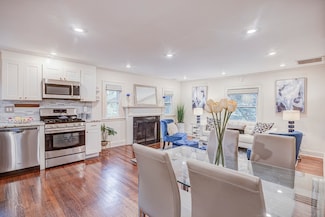 147 Lowell Ave, Newtonville, MA 02460