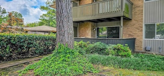 4754 Oakbrook Ct Unit 4901, Memphis, TN 38117