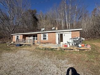 417 Friendship Rd, Shawsville, VA 24162