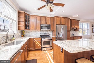 234 Roberts Ave, Conshohocken, PA 19428