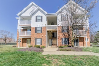 480 Benton Dr Unit L, Saint Peters, MO 63376