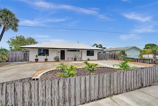 1211 S Broadway, Lantana, FL 33462