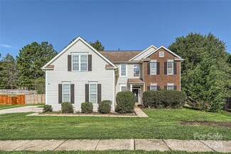 8129 Laurel Run Dr, Charlotte, NC 28269