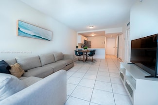 2345 NE 135th St Unit 307, North Miami, FL 33181