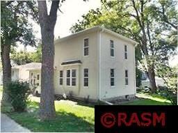 121 N Hunt St, Lake Crystal, MN 56055
