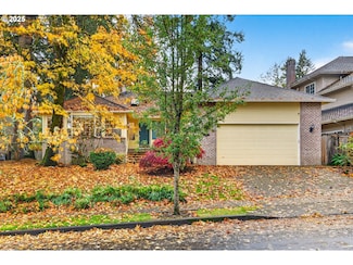15100 SW Gull Dr, Beaverton, OR 97007