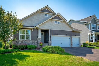4064 Lady Slipper Rd, Lake Elmo, MN 55042