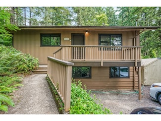 20151 S Henrici Rd, Oregon City, OR 97045