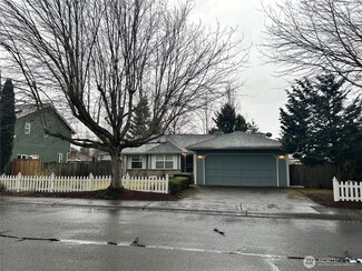 277 Chinook Ave, Enumclaw, WA 98022