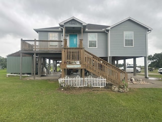 10513 S Gulfway Dr, Port Arthur, TX 77655