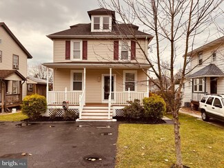 116 E Columbia Rd, Enola, PA 17025