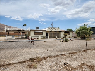 66 Lailani St, Las Vegas, NV 89110