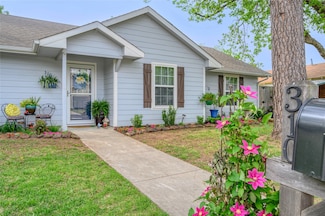 310 Otis St, Whitesboro, TX 76273