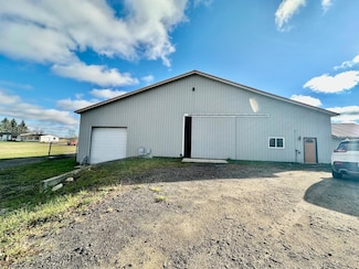 18470 195th Ave, Big Rapids, MI 49307