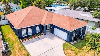 650 Arbor Ln, Largo, FL 33770