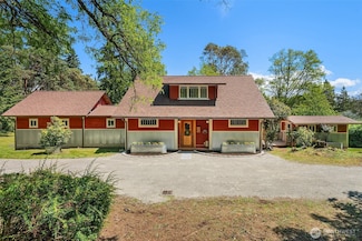 19416 Beall Rd SW, Vashon, WA 98070