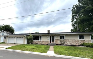 201 Cleveland Ave, Kingsford, MI 49802